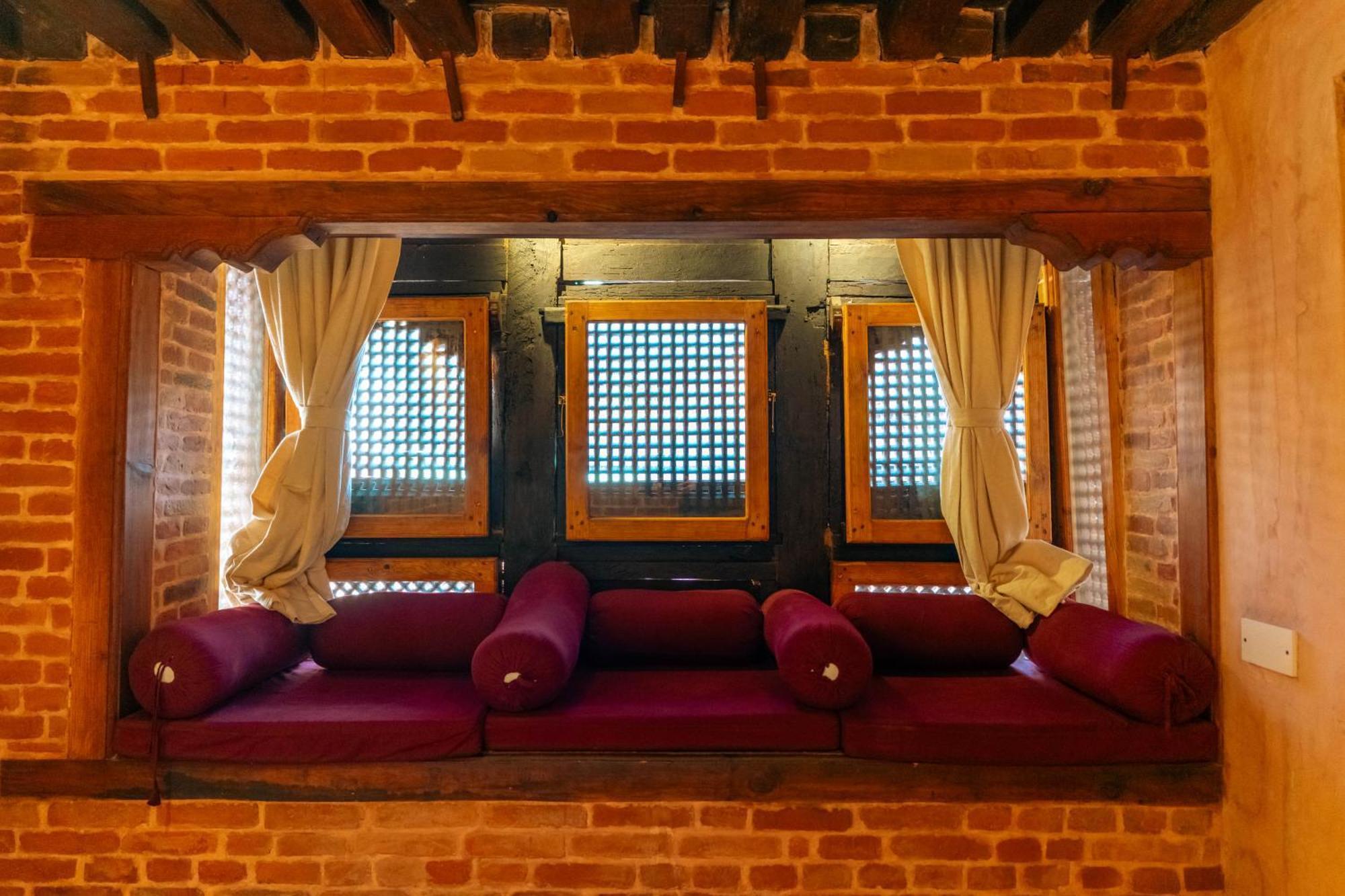 Manju Baha Hotel School Bhaktapur Ngoại thất bức ảnh